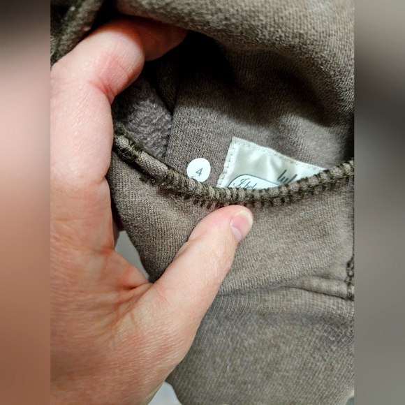 Lululemon Scuba Hoodie - Picture 2 of 5